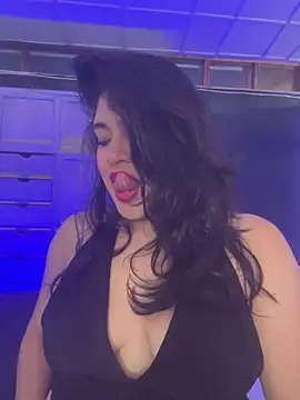 EmilyNoir1 online show from 24, 4, 2026