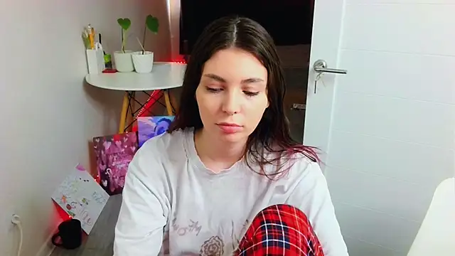 peachyness online show from 16, 7, 2026