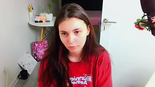peachyness online show from 24, 7, 2026