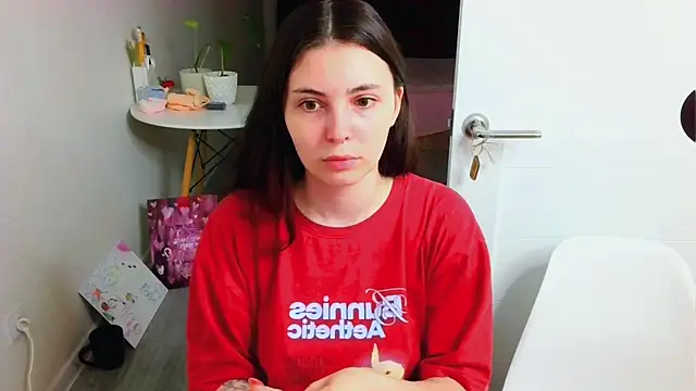 peachyness online show from 26, 7, 2026
