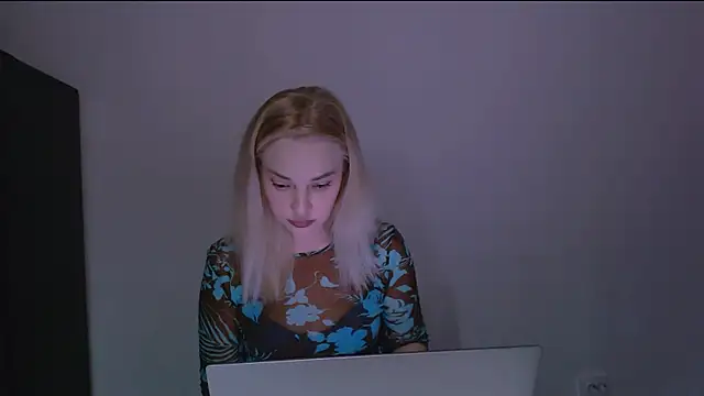 Snapshot of Lia_noo_regrets chatting on 10, 2, 2026 Lia noo regrets online show from 10, 2, 2026