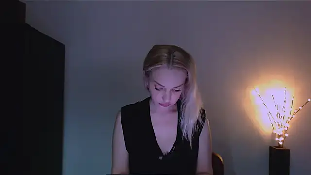 Snapshot of Lia_noo_regrets chatting on 26, 2, 2026 Lia noo regrets online show from 26, 2, 2026