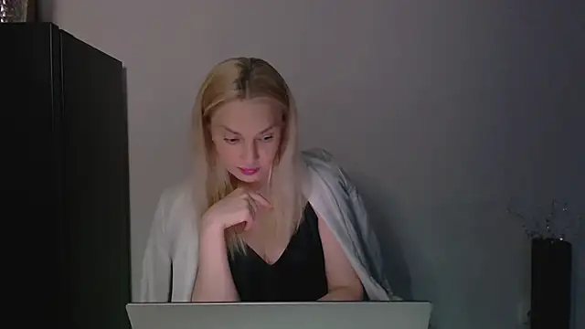 Lia noo regrets online show from 3, 5, 2026