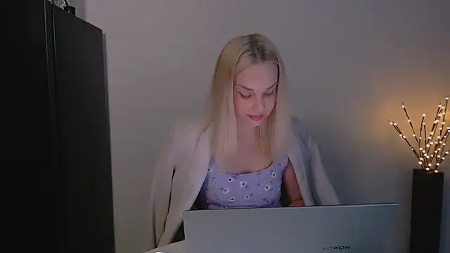 Lia noo regrets online show from 8, 5, 2026