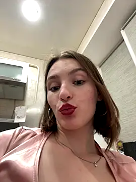 ZariaFlame online show from 9, 9, 2025