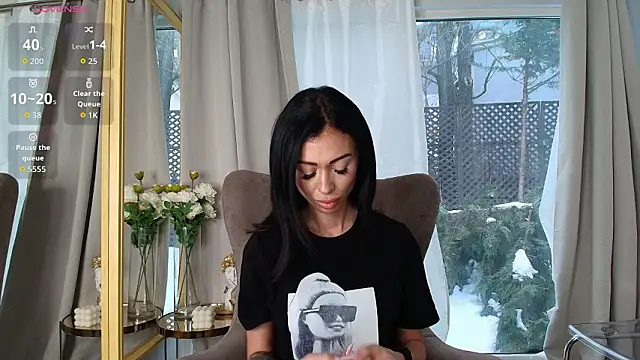 ParissHiltonX online show from 24, 2, 2026