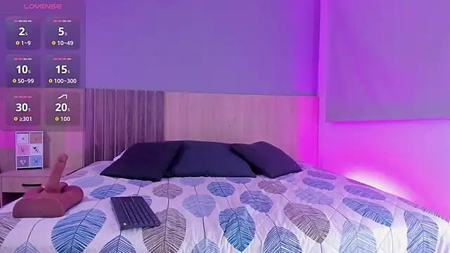 Snapshot of Atenea_Clerk chatting on 17, 12, 2025 Atenea Clerk online show from 17, 12, 2025