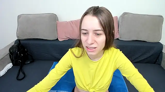 alisaakiss online show from 28, 4, 2026