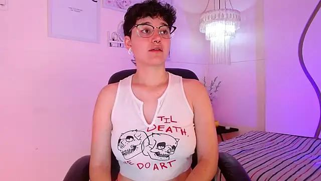 Snapshot of jeroharper chatting on 14, 9, 2025 jeroharper online show from 14, 9, 2025