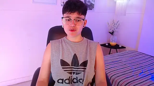 Snapshot of jeroharper chatting on 25, 9, 2025 jeroharper online show from 25, 9, 2025