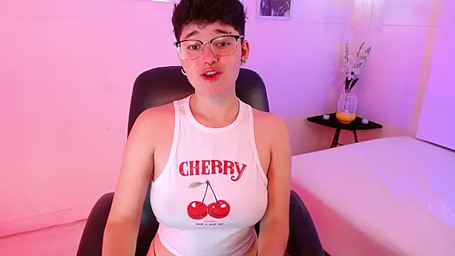 Snapshot of jeroharper chatting on 10, 10, 2025 jeroharper online show from 10, 10, 2025