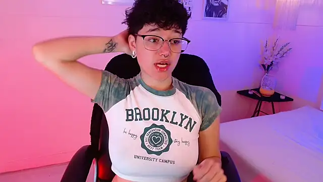 Snapshot of jeroharper chatting on 30, 11, 2025 jeroharper online show from 30, 11, 2025