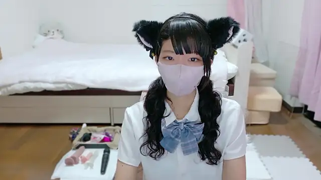 clara 6x9 online show from 4, 10, 2025