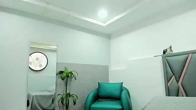 Snapshot of klariz09 chatting on 17, 9, 2025 klariz09 online show from 17, 9, 2025