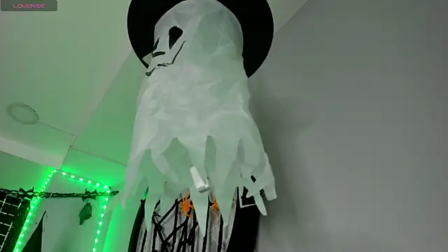 Snapshot of klariz09 chatting on 25, 10, 2025 klariz09 online show from 25, 10, 2025