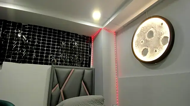 Snapshot of klariz09 chatting on 26, 11, 2025 klariz09 online show from 26, 11, 2025