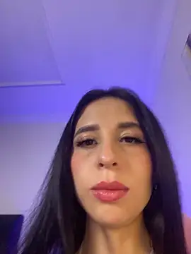 Lia  1 online show from 13, 3, 2026