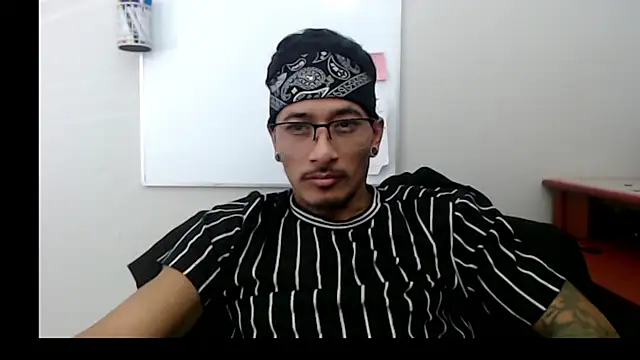 Snapshot of tanjir020 chatting on 5, 2, 2026 tanjir020 online show from 5, 2, 2026