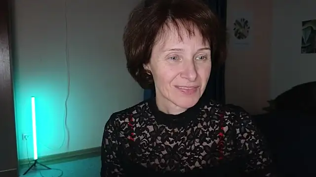 Lia Tito online show from 28, 10, 2025