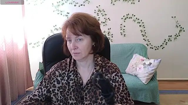 Lia Tito online show from 6, 6, 2026
