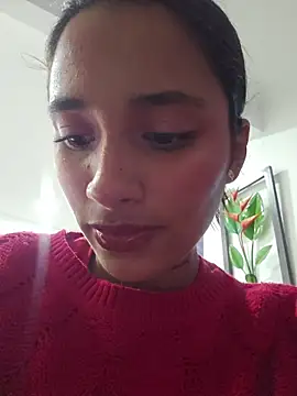 Lorena Mcfly online show from 10, 7, 2026