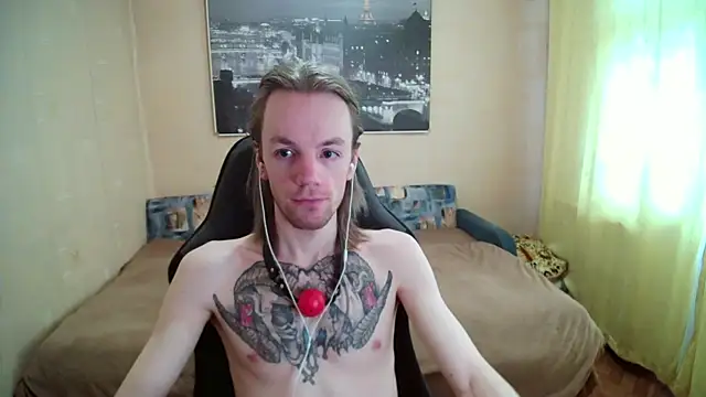 Snapshot of AdamDickens chatting on 11, 9, 2025 AdamDickens online show from 11, 9, 2025