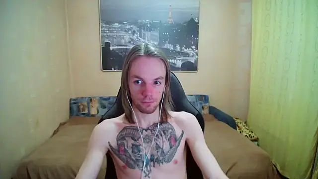 Snapshot of AdamDickens chatting on 19, 10, 2025 AdamDickens online show from 19, 10, 2025