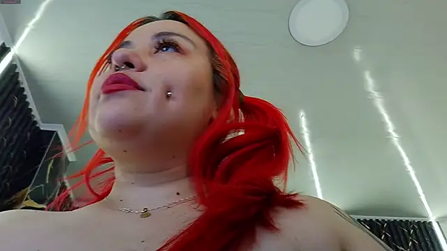 Witch Scarlet online show from 28, 4, 2026