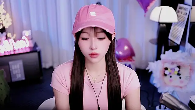 coward by online show from 22, 4, 2026