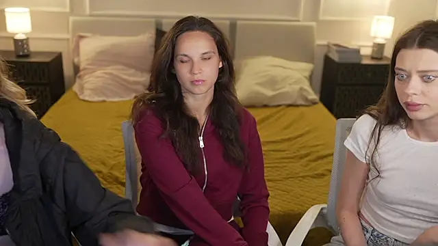 Regina Sweet054 online show from 24, 9, 2025