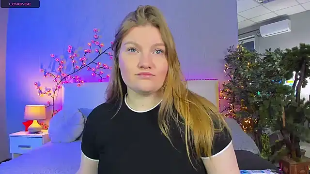 Snapshot of AshleyJoness chatting on 18, 5, 2026 AshleyJoness online show from 18, 5, 2026