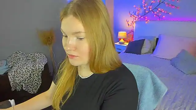Snapshot of AshleyJoness chatting on 14, 6, 2026 AshleyJoness online show from 14, 6, 2026