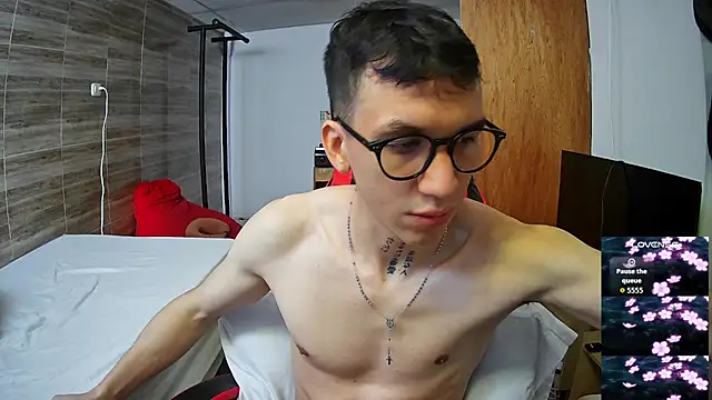 angelicious  online show from 14, 11, 2025