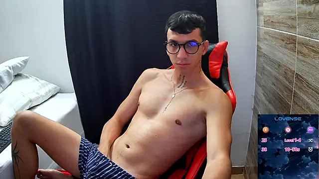 angelicious  online show from 22, 4, 2026