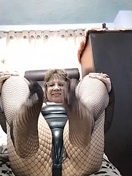 Snapshot of OliviaMorris1 chatting on 7, 6, 2026 OliviaMorris1 online show from 7, 6, 2026