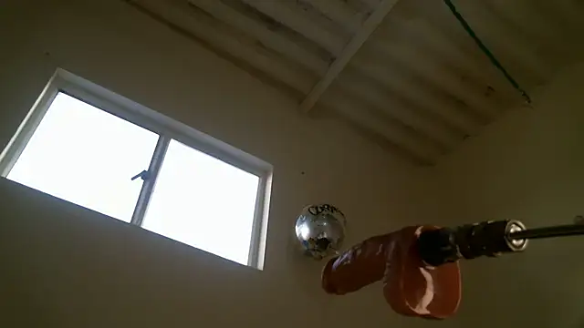 Snapshot of Monserrat_Sweet chatting on 22, 11, 2025 Monserrat Sweet online show from 22, 11, 2025