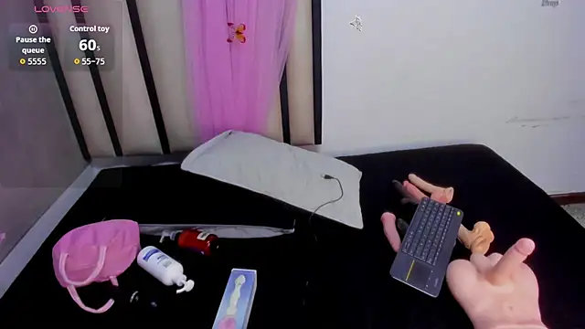 Avi Winklar online show from 23, 4, 2026