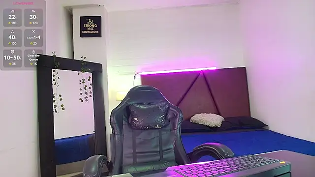 Lucass love online show from 4, 10, 2025