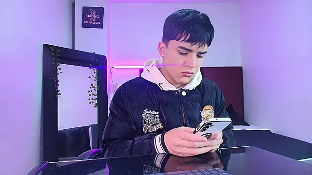 Lucass love online show from 13, 10, 2025