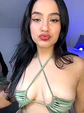 Snapshot of lunatorch chatting on 14, 10, 2025 lunatorch online show from 14, 10, 2025