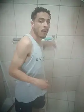 Snapshot of Veww1313 chatting on 8, 11, 2025 Veww1313 online show from 8, 11, 2025