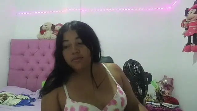 angelHeath13 online show from 5, 6, 2026