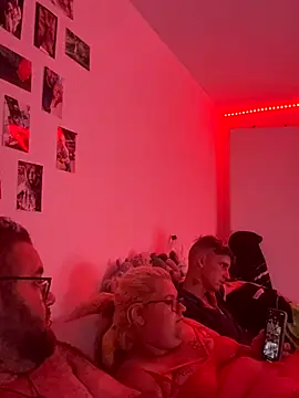 mrandmrsdarkside online show from 11, 9, 2025