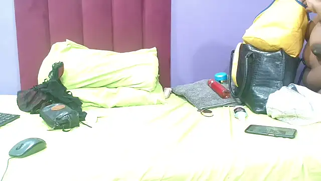 NaughtyChubbyZoe online show from 20, 11, 2025