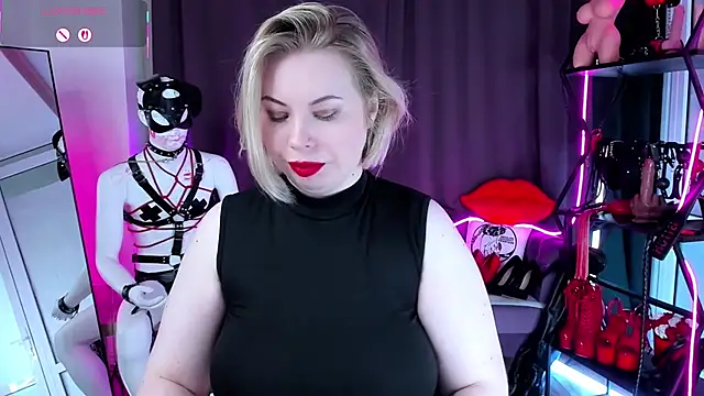 Snapshot of Anna_Maxwell chatting on 8, 6, 2026 Anna Maxwell online show from 8, 6, 2026