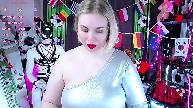 Snapshot of Anna_Maxwell chatting on 22, 6, 2026 Anna Maxwell online show from 22, 6, 2026