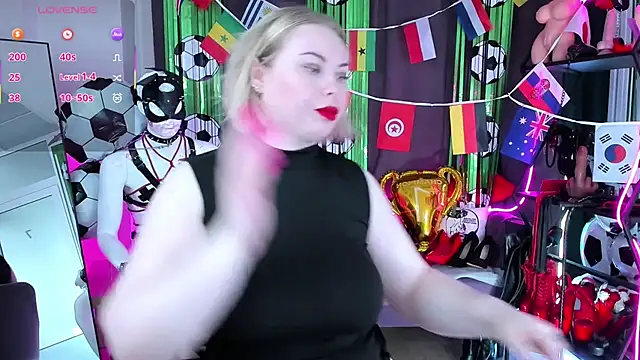 Snapshot of Anna_Maxwell chatting on 3, 7, 2026 Anna Maxwell online show from 3, 7, 2026