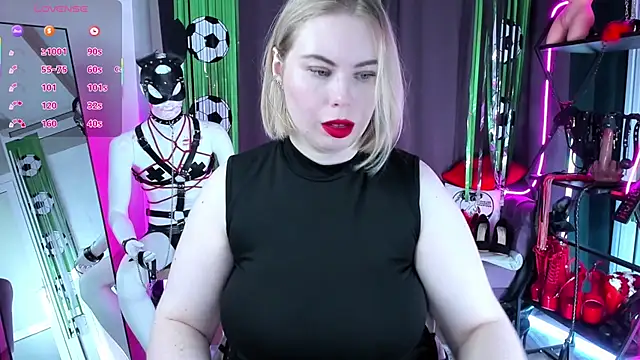 Snapshot of Anna_Maxwell chatting on 21, 7, 2026 Anna Maxwell online show from 21, 7, 2026