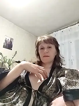 Snapshot of Flower2931 chatting on 1, 4, 2026 Flower2931 online show from 1, 4, 2026