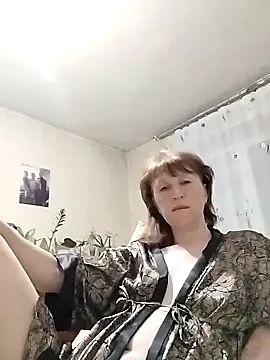 Snapshot of Flower2931 chatting on 3, 4, 2026 Flower2931 online show from 3, 4, 2026